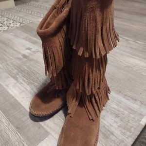 Minnetonka Moccasin Boots